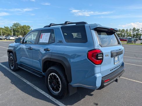 Used 2025 Toyota 4Runner TRD Off-Road Premium w/ Tow Technology Package AWD/4WD image 28