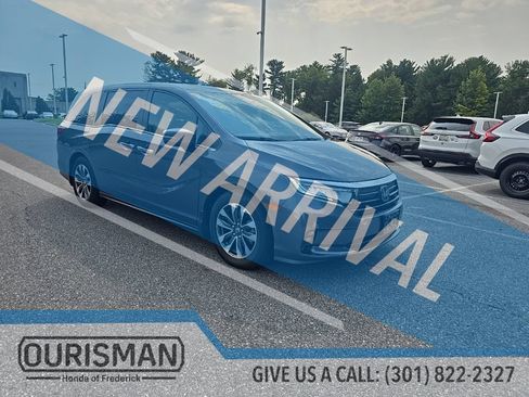 Used 2023 Honda Odyssey EX-L image 2