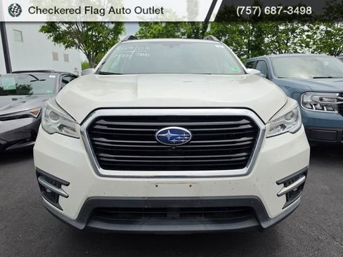 Used 2019 Subaru Ascent Touring AWD/4WD image 2