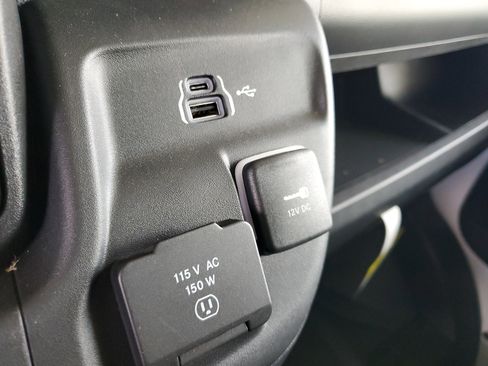 New 2026 RAM ProMaster 1500 w/ Convenience Group FWD image 28