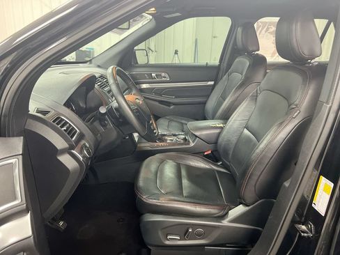 Used 2018 Ford Explorer Sport AWD/4WD image 20