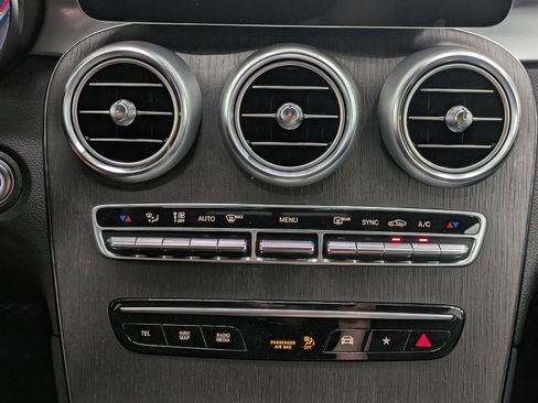 Used 2022 Mercedes-Benz GLC 300 4MATIC image 34