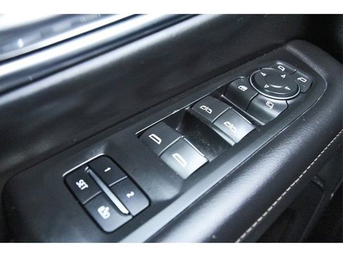 Used 2021 Chevrolet Tahoe High Country w/ Premium Package image 22