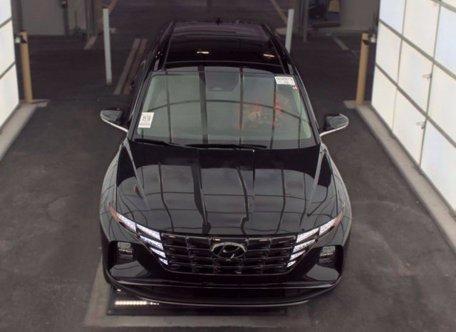 Certified 2024 Hyundai Tucson Limited FWD image 2