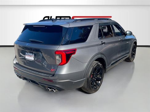 Used 2023 Ford Explorer ST w/ Equipment Group 401A image 7