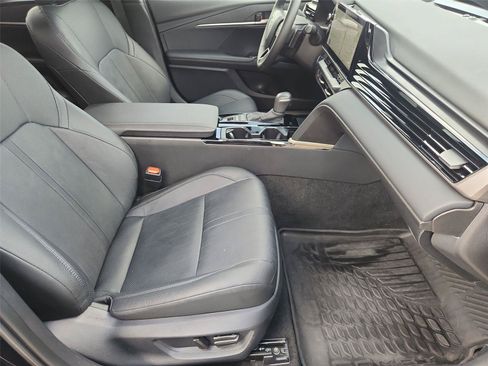 Used 2026 Toyota Camry XSE w/ Premium Package FWD image 28