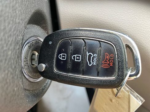 Used 2017 Hyundai Tucson SE w/ Cargo Package FWD image 25