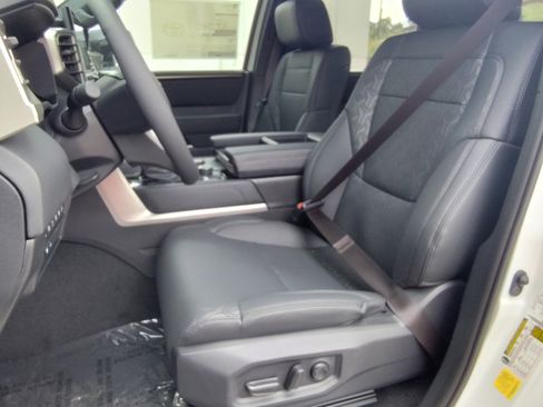 New 2025 Toyota Tundra Limited image 13