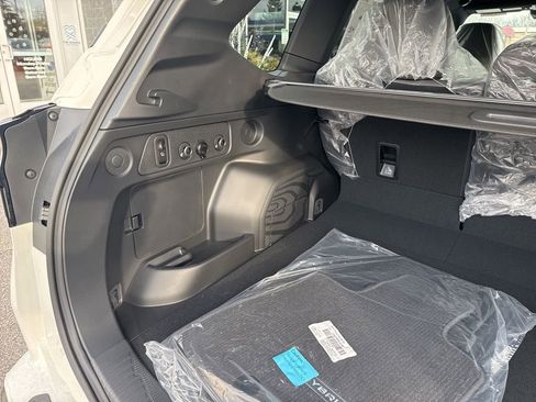 New 2025 Subaru Forester Limited image 24