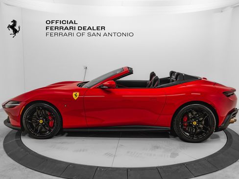 Certified 2025 Ferrari Roma Spider image 3