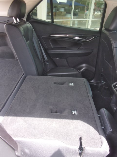 Used 2023 Buick Envision Essence FWD image 31