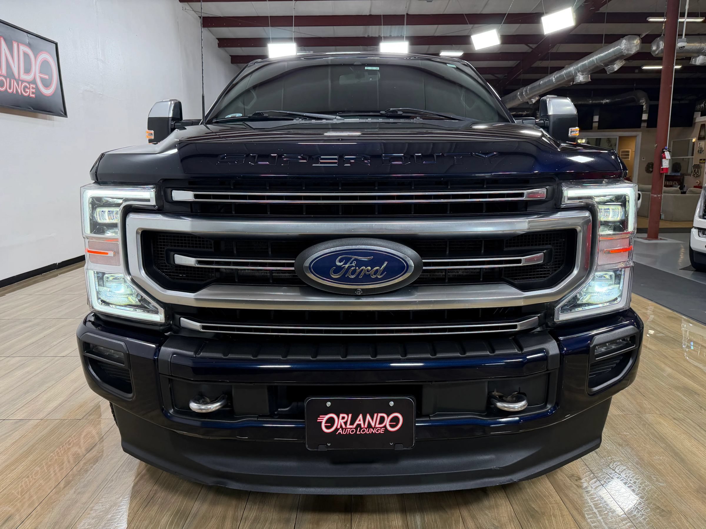 Used 2022 Ford F250 Platinum AWD/4WD image 2