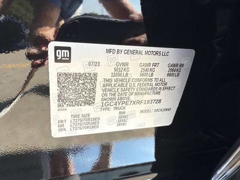 Used 2024 Chevrolet Silverado 2500 LTZ w/ LTZ Premium Package image 31