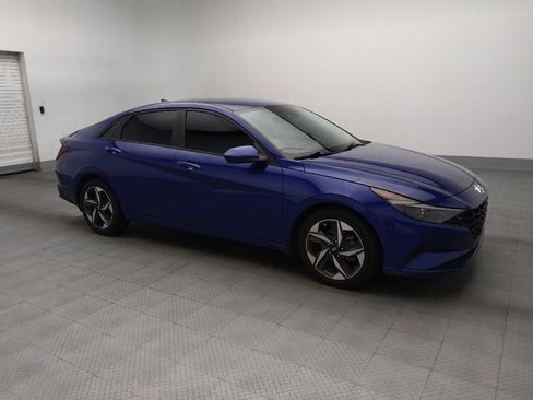 Used 2023 Hyundai Elantra SEL w/ Convenience Package FWD image 11