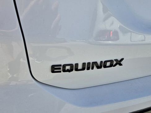Used 2022 Chevrolet Equinox RS w/ RS Leather Package FWD image 6