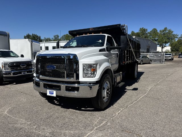 Used 2026 Ford F750 2WD Regular Cab Super Duty image 4