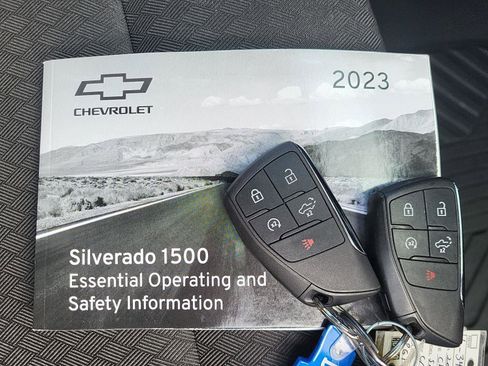 Used 2023 Chevrolet Silverado 1500 LT Trail Boss w/ Protection Package image 30