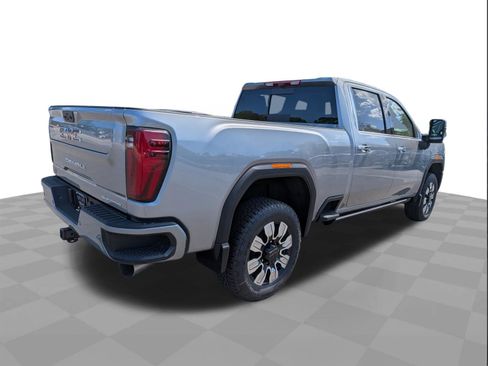 New 2026 GMC Sierra 2500 Denali w/ Denali Reserve Package AWD/4WD image 4