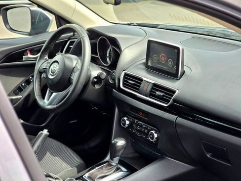 Used 2016 MAZDA MAZDA3 i Touring w/ Popular Equipment Package FWD image 18