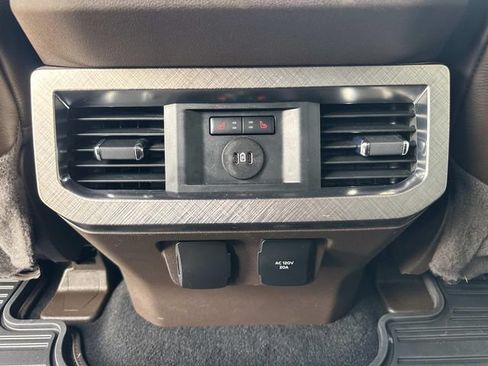 Used 2024 Ford F250 King Ranch w/ FX4 Off-Road Package AWD/4WD image 15