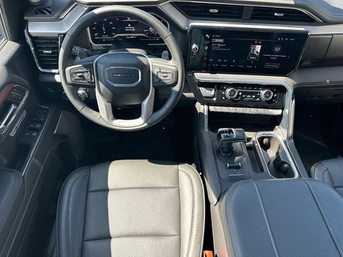 Used 2023 GMC Sierra 1500 Denali w/ Denali Reserve Package AWD/4WD image 24