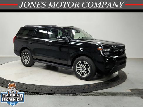 Used 2025 Ford Expedition Active RWD image 1
