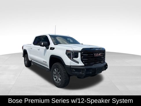 Used 2025 GMC Sierra 1500 AT4X image 3