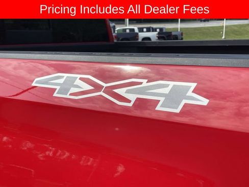 Used 2024 Chevrolet Silverado 1500 LT w/ Safety Package AWD/4WD image 11