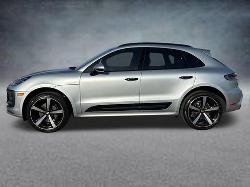 Used 2024 Porsche Macan AWD/4WD image 2