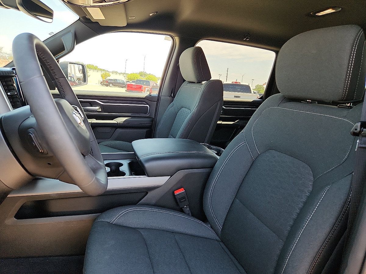 Used 2026 RAM 1500 Lone Star AWD/4WD image 7