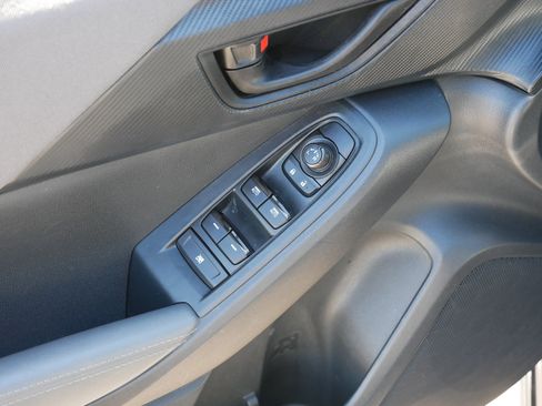 Used 2025 Subaru Crosstrek 2.0i Premium AWD/4WD image 19