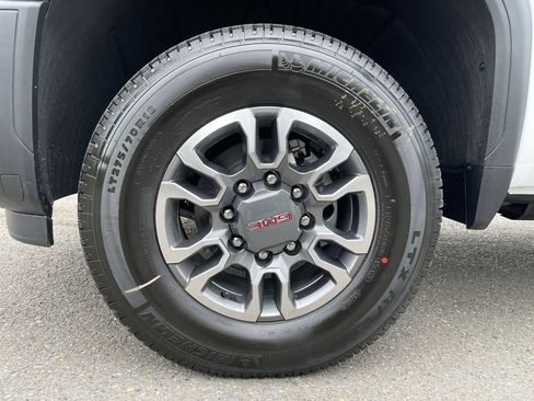 New 2026 GMC Sierra 3500 Pro w/ 1SA Pro Safety Plus Package AWD/4WD image 27