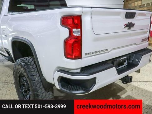 Used 2024 Chevrolet Silverado 2500 High Country w/ High Country Premium Package image 36