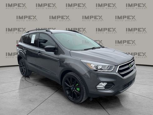Used 2019 Ford Escape SE image 7