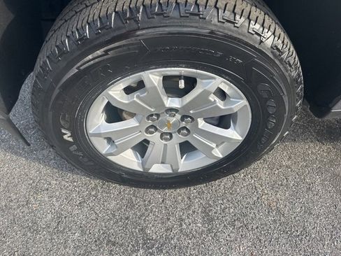 Used 2022 Chevrolet Colorado LT w/ LT Convenience Package image 48