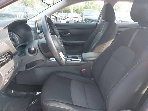 Used 2022 Nissan Sentra SV w/ All-Weather Package FWD image 14