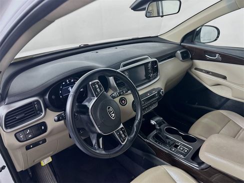 Used 2020 Kia Sorento EX image 31