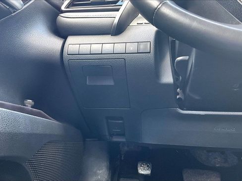 Used 2024 Toyota Camry SE FWD image 37
