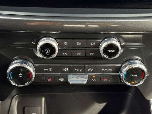 Used 2022 Ford F150 XLT w/ Equipment Group 302A High AWD/4WD image 16
