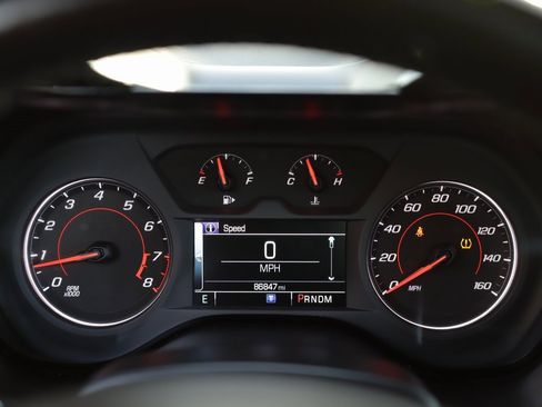 Used 2017 Chevrolet Camaro LT w/ RS Package image 12