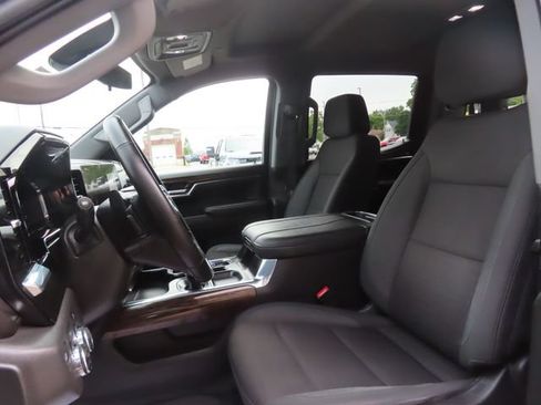 Used 2024 GMC Sierra 1500 Elevation w/ Preferred Package AWD/4WD image 19