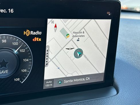 Used 2023 Genesis GV70 2.5T w/ Advanced Package image 20