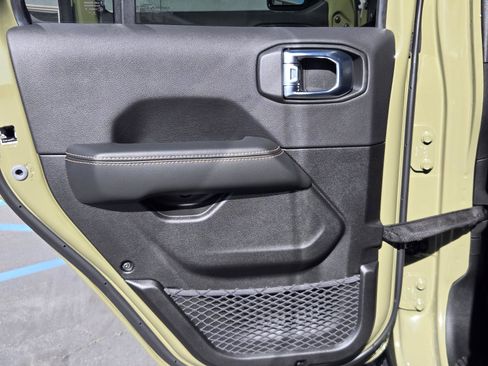 New 2026 Jeep Wrangler Unlimited Sahara image 28