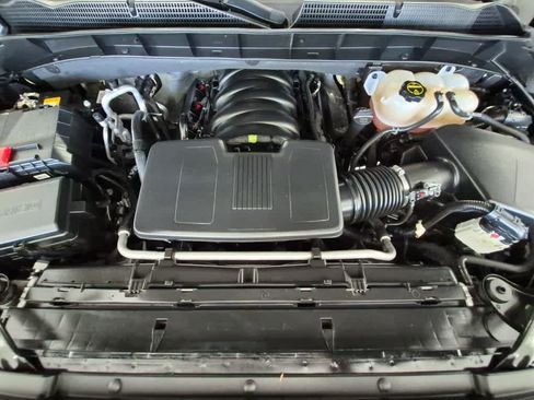 Used 2025 GMC Sierra 1500 SLT AWD/4WD image 19