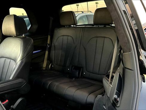 Used 2020 BMW X7 xDrive40i w/ M Sport Package image 35