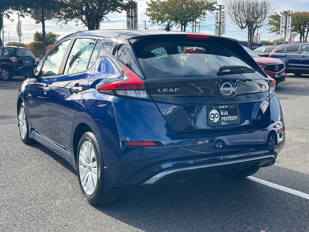 Used 2025 Nissan Leaf S FWD image 7