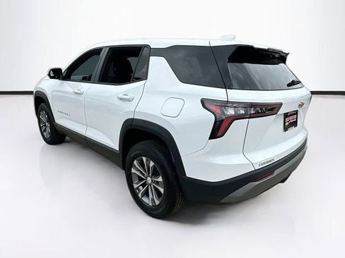 New 2026 Chevrolet Equinox LT w/ Safety and Technology Package FWD image 8
