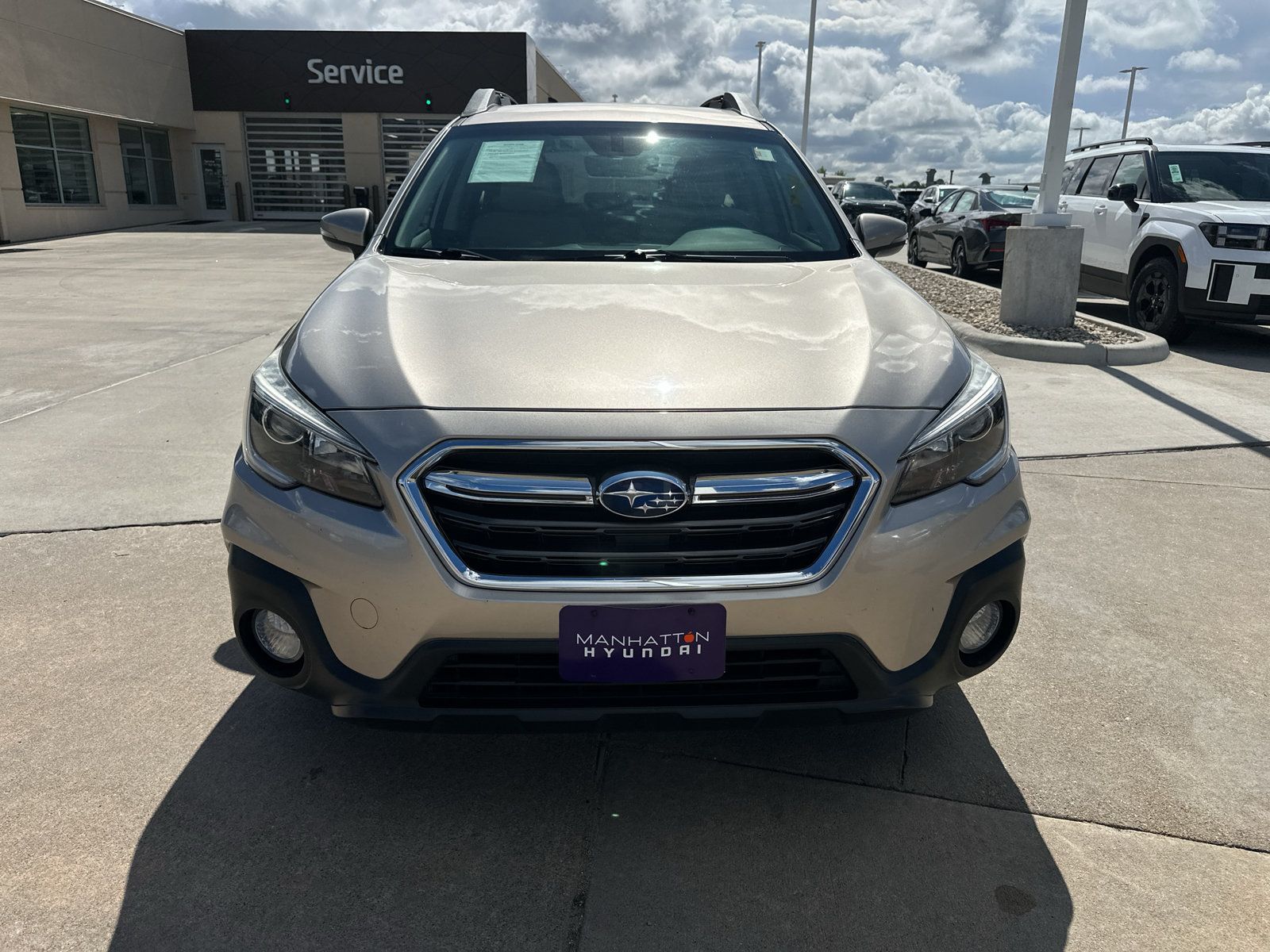 Used 2018 Subaru Outback 2.5i Premium AWD/4WD image 13