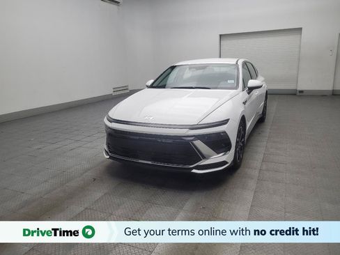 Used 2025 Hyundai Sonata SEL FWD image 1
