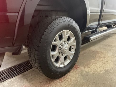 Used 2022 RAM 2500 Laramie AWD/4WD image 30